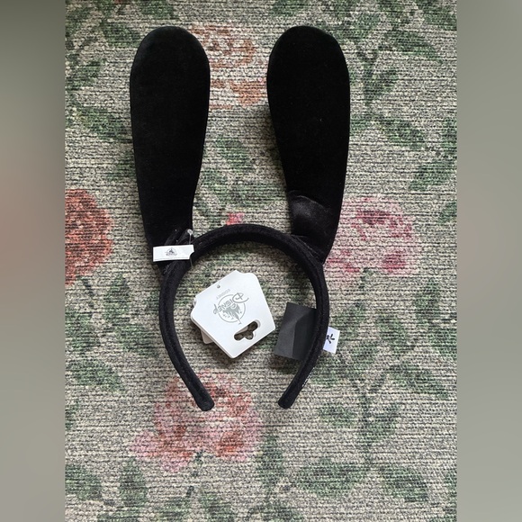 SOLD 🖤 - Picture 1 of 3